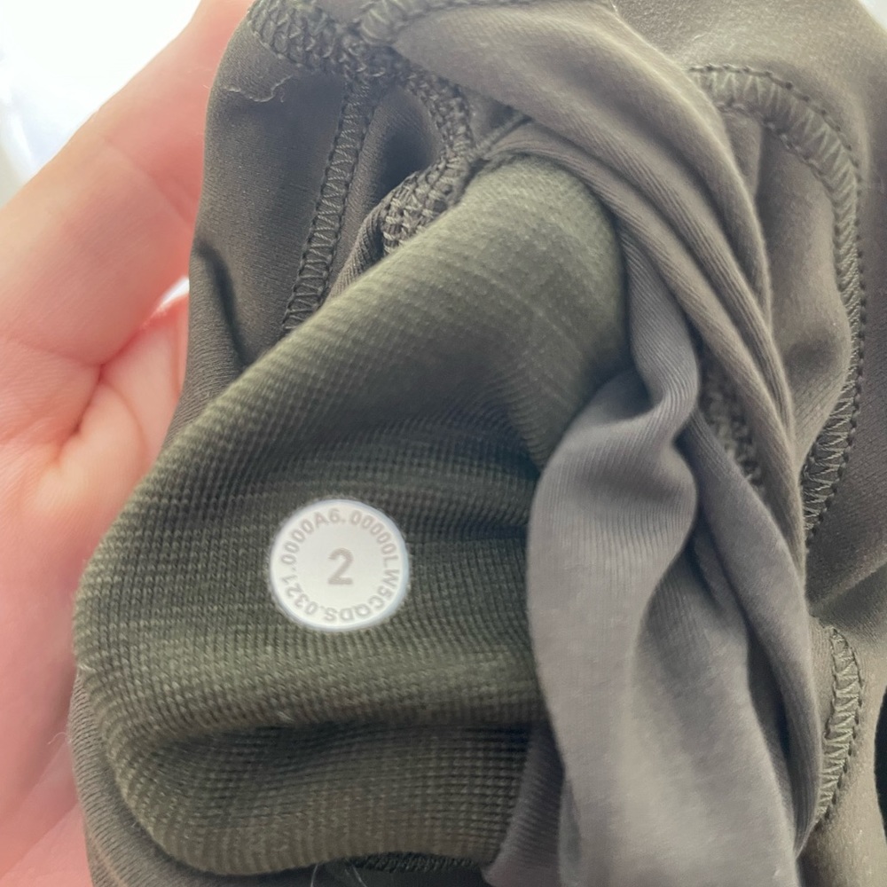 Lululemon Olive Green Leggings Size 2 - Picture 4 of 4